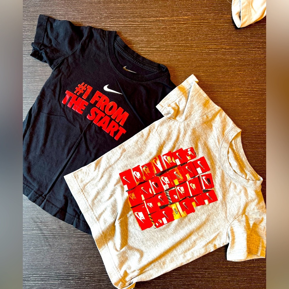 Bundle of two Nike t shirt for boys